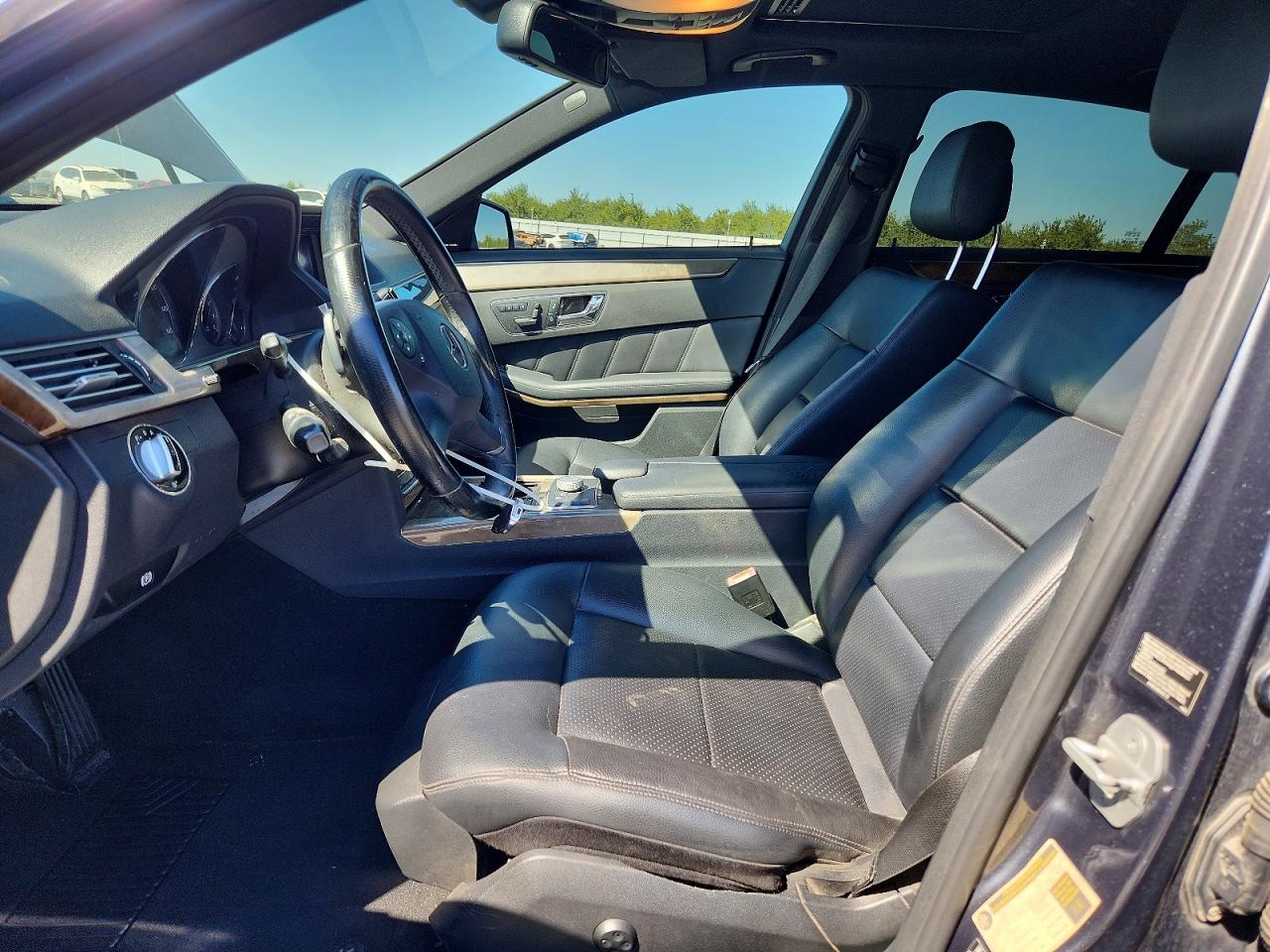 2010 MERCEDES-BENZ E-CLASS
