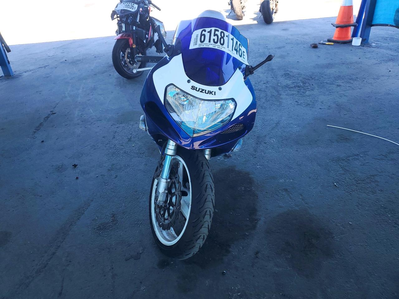 2001 SUZUKI GSXR750