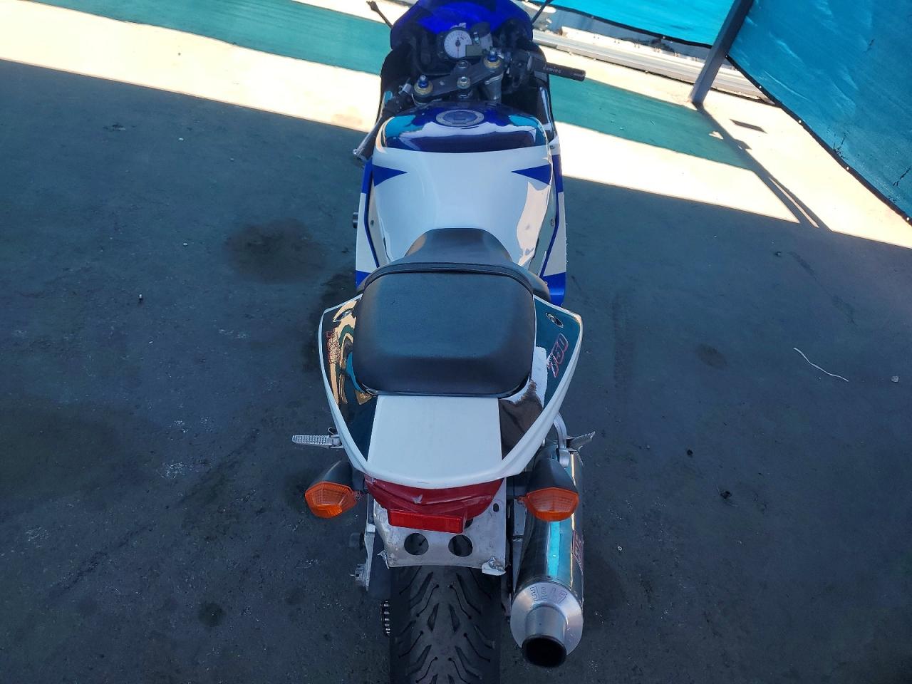 2001 SUZUKI GSXR750