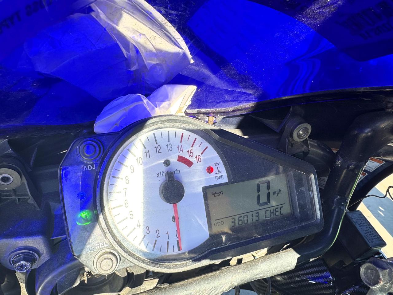 2001 SUZUKI GSXR750