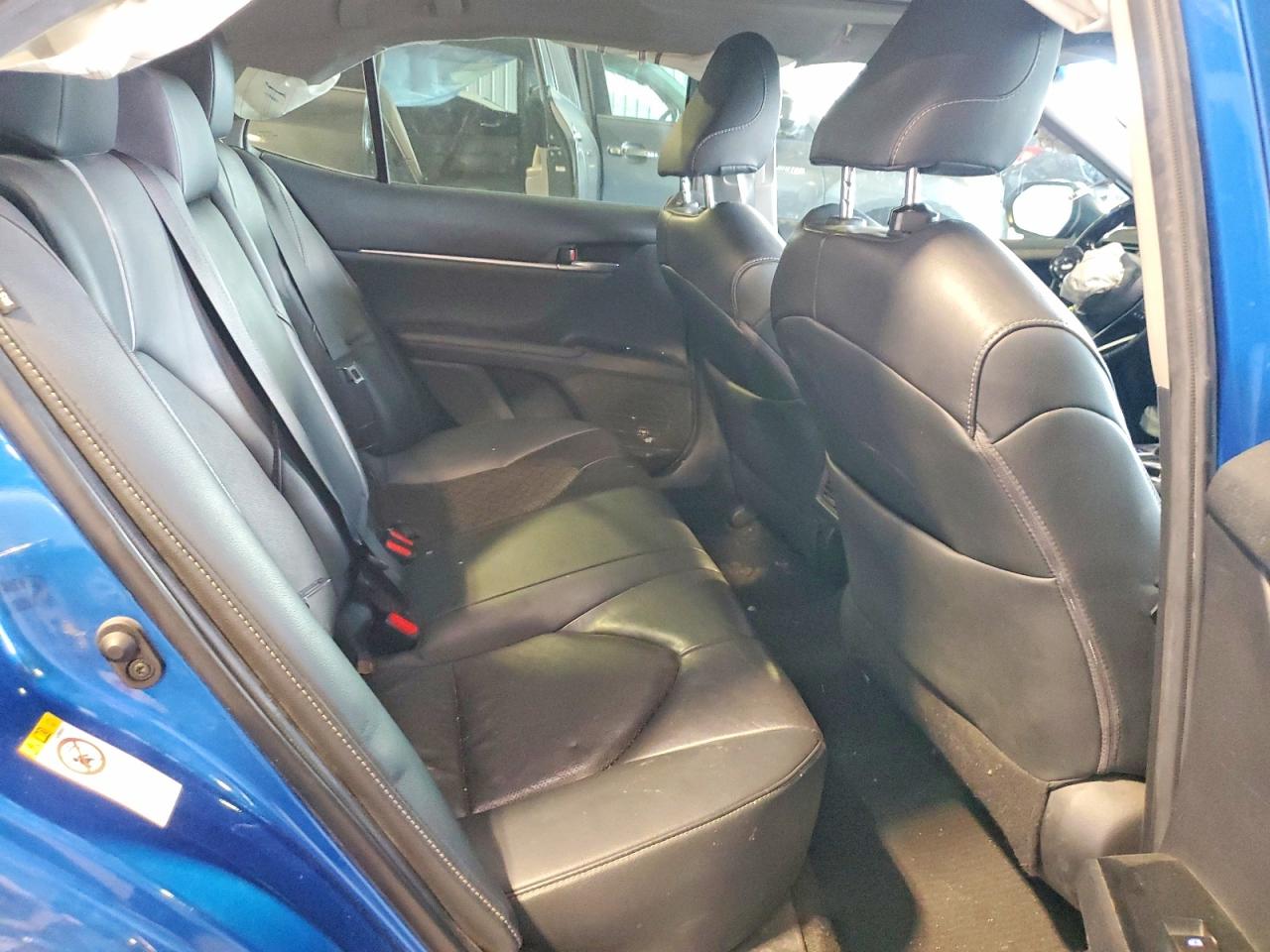 2019 TOYOTA CAMRY
