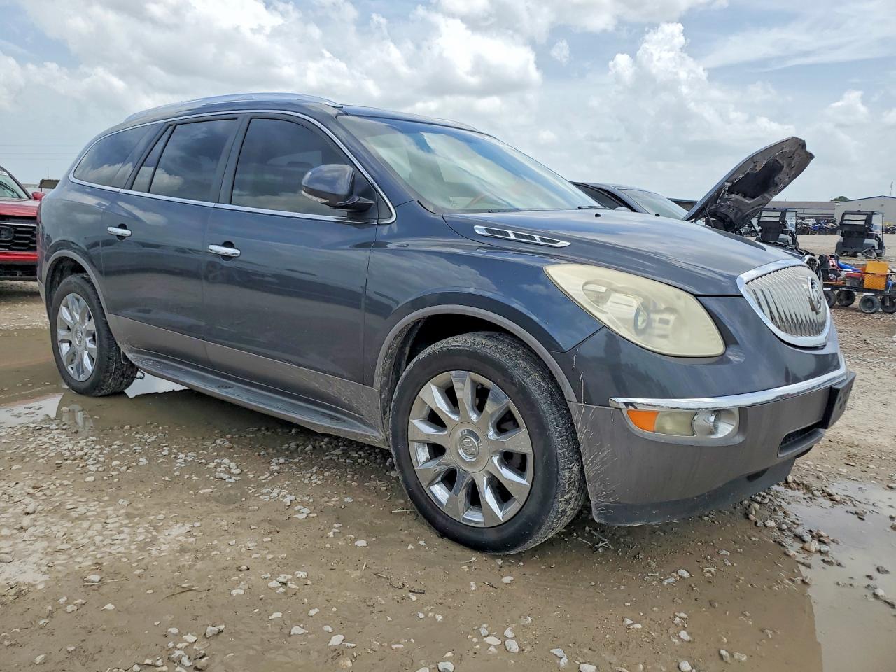 2011 BUICK ENCLAVE
