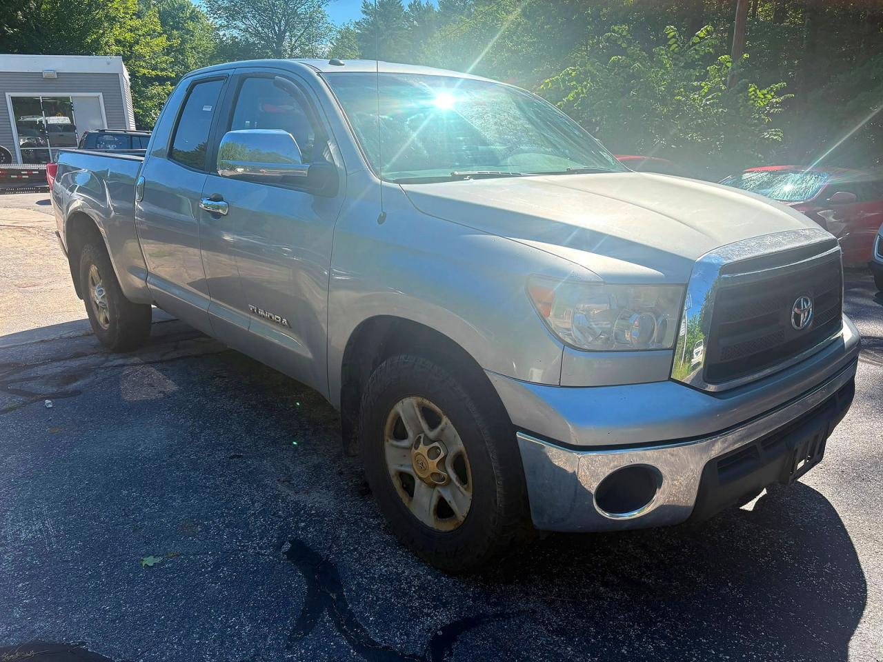 2011 TOYOTA TUNDRA