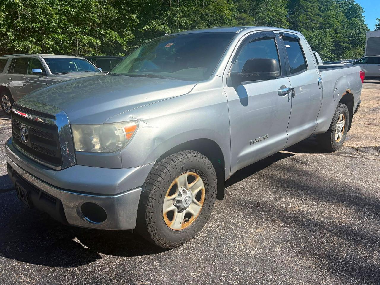 2011 TOYOTA TUNDRA