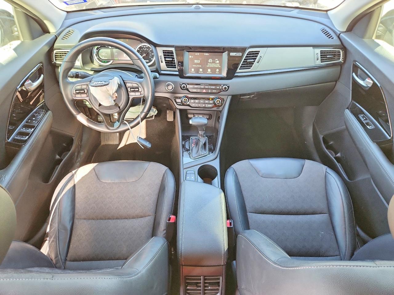2017 KIA NIRO