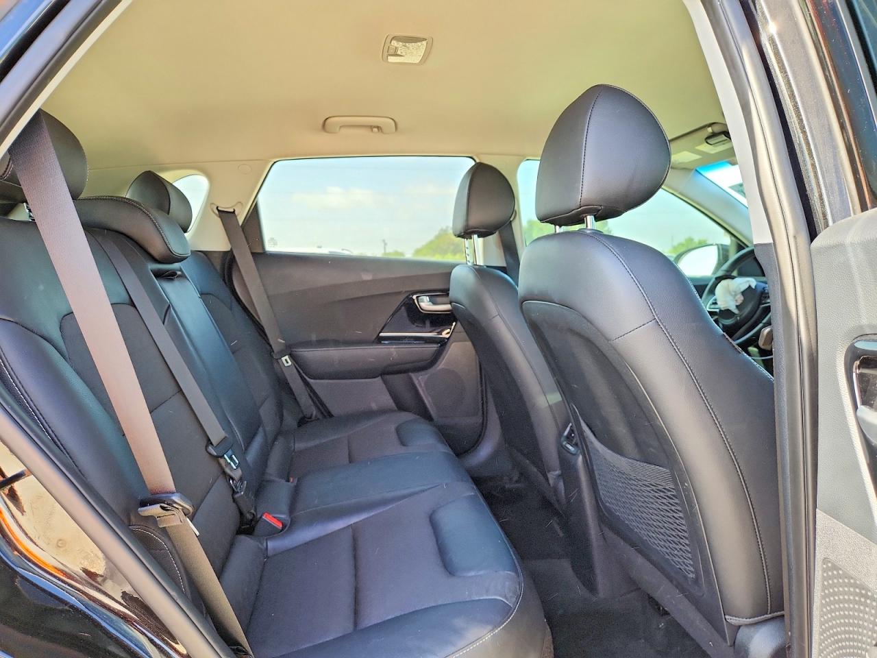 2017 KIA NIRO