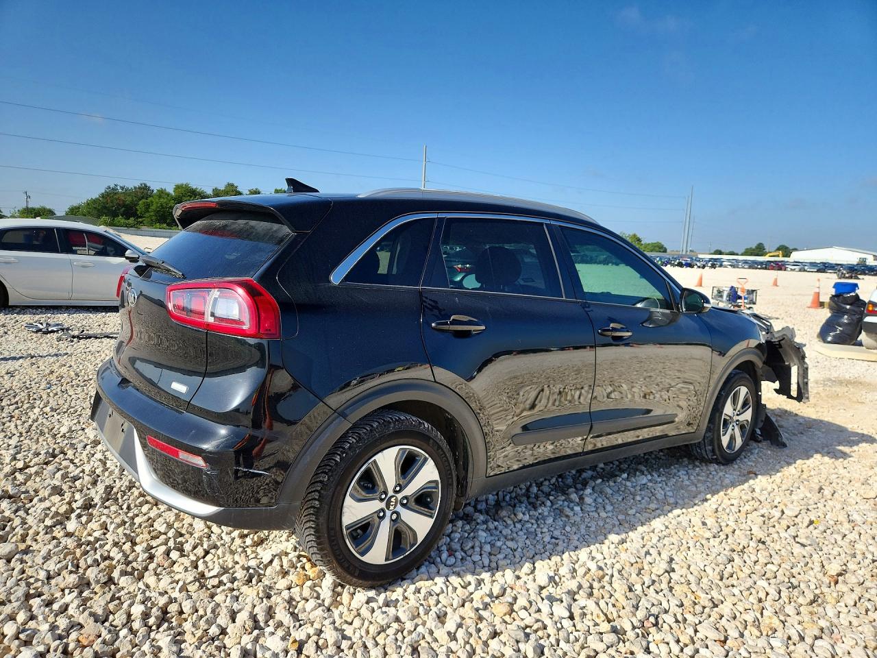 2017 KIA NIRO