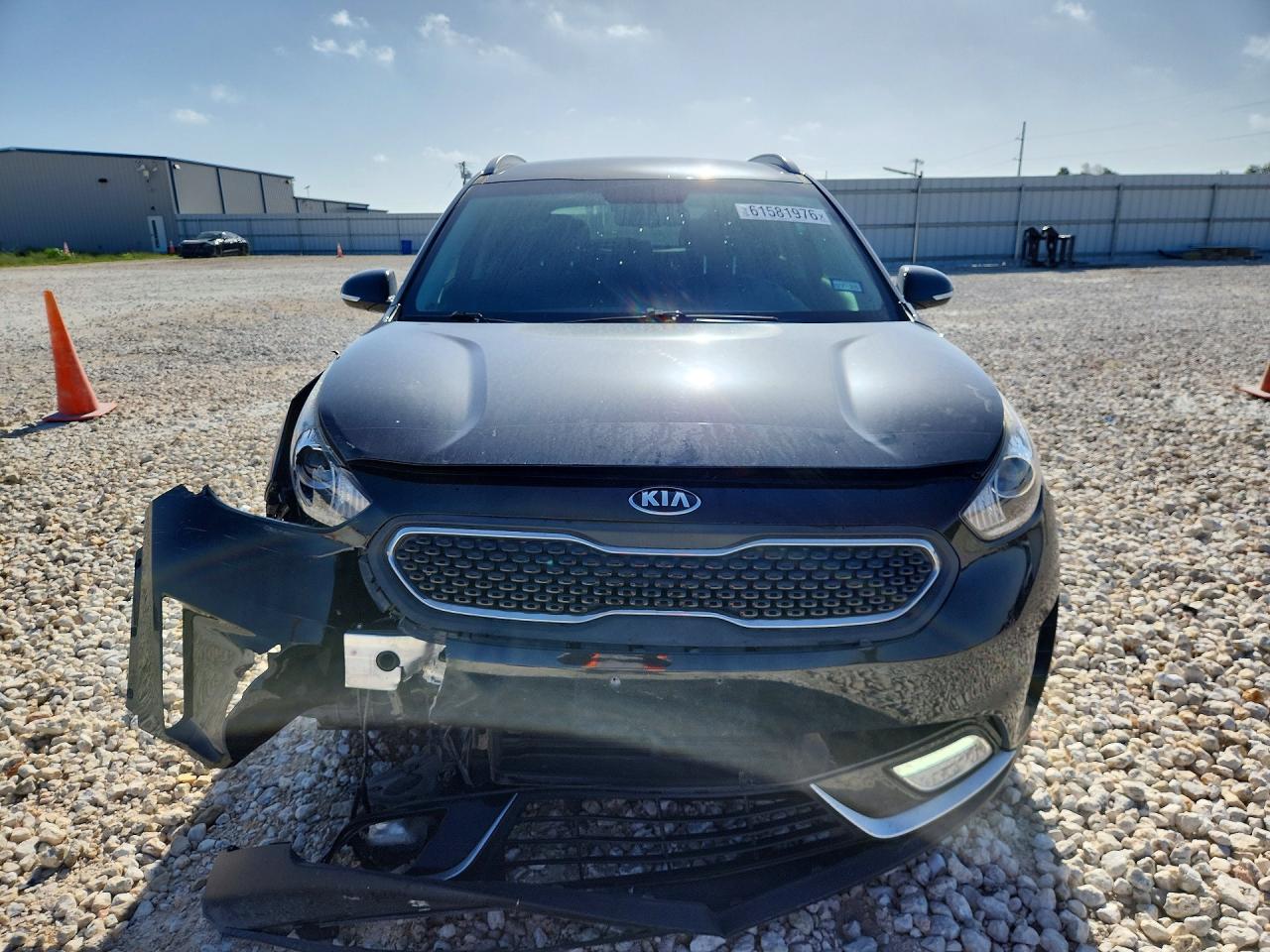 2017 KIA NIRO