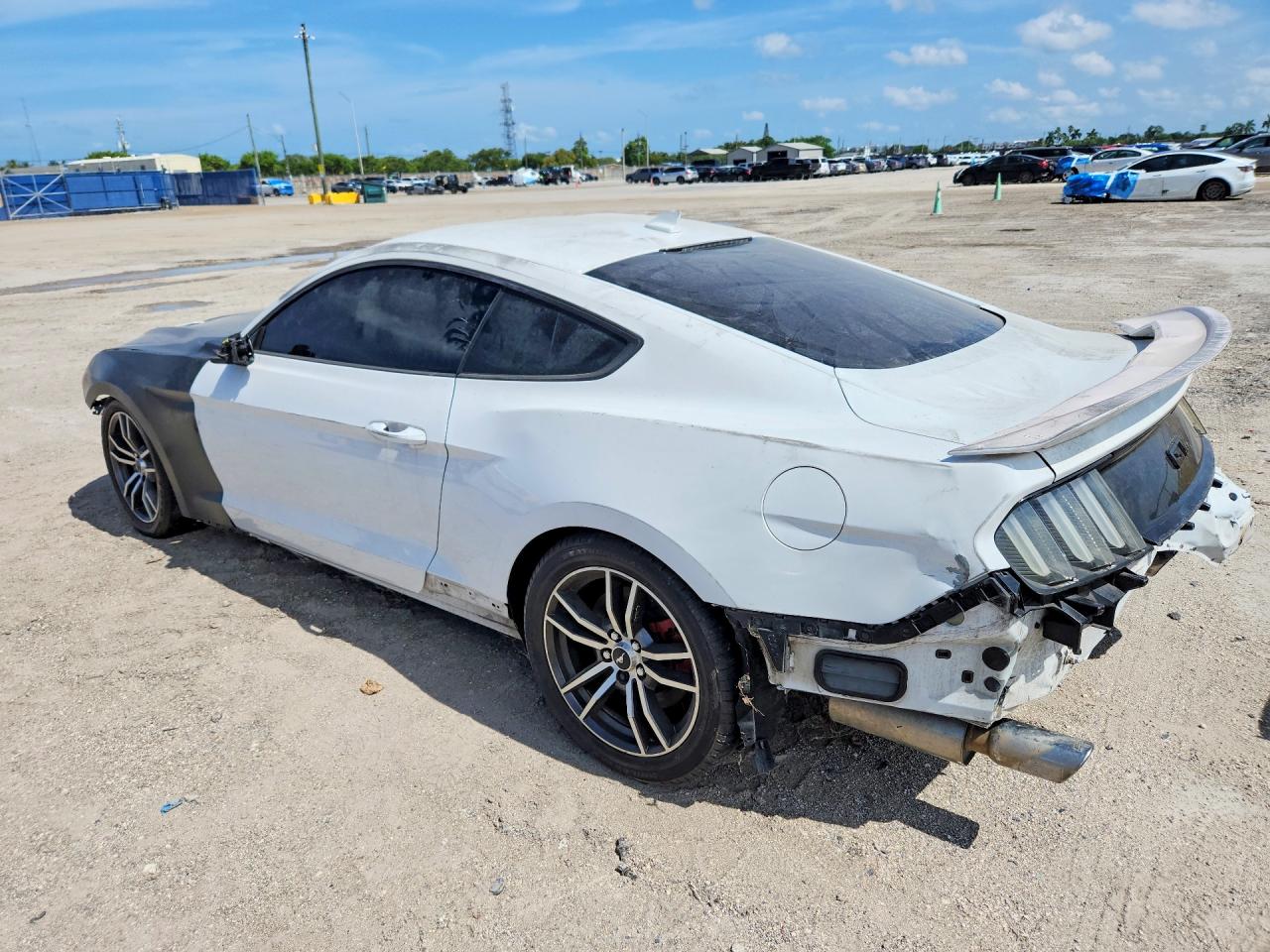 2020 FORD MUSTANG