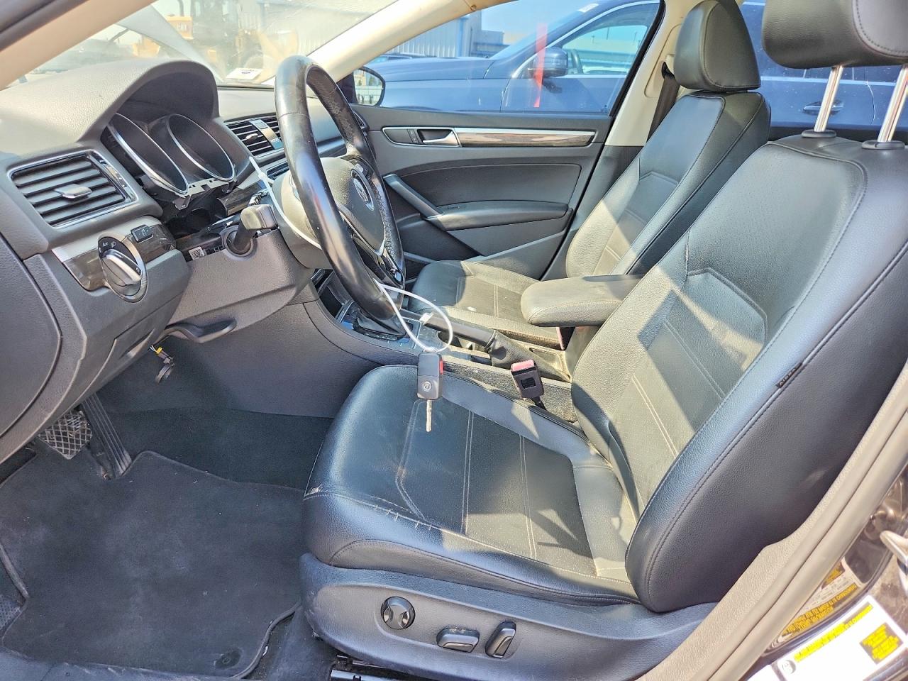 2018 VOLKSWAGEN PASSAT