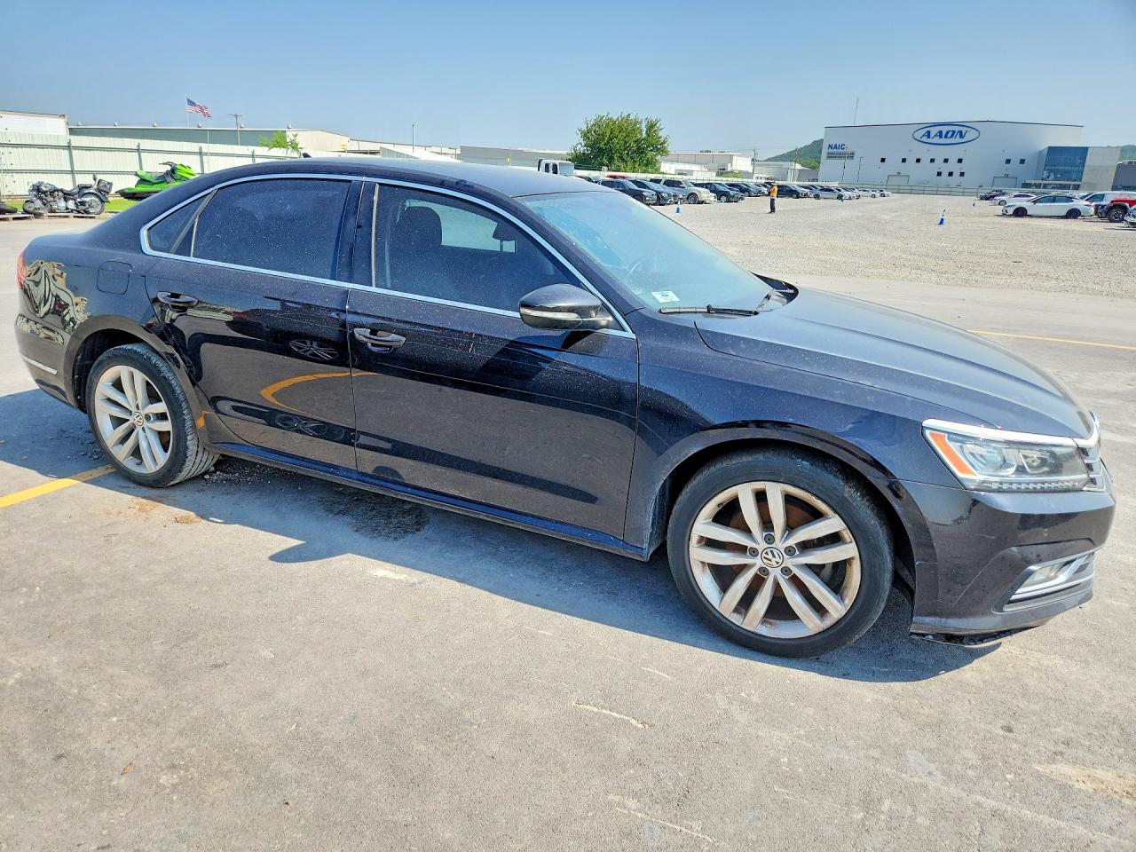2018 VOLKSWAGEN PASSAT