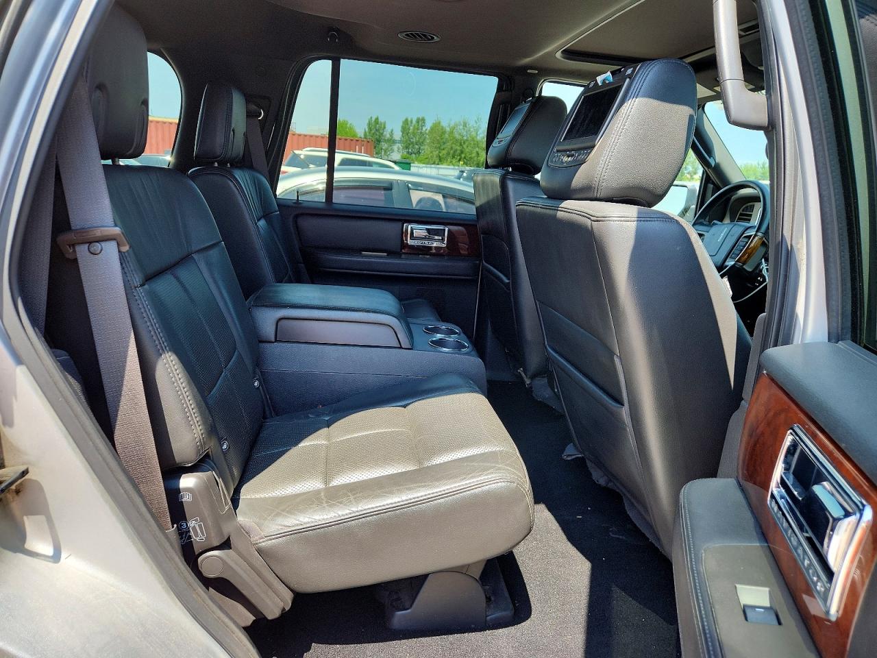 2011 LINCOLN NAVIGATOR