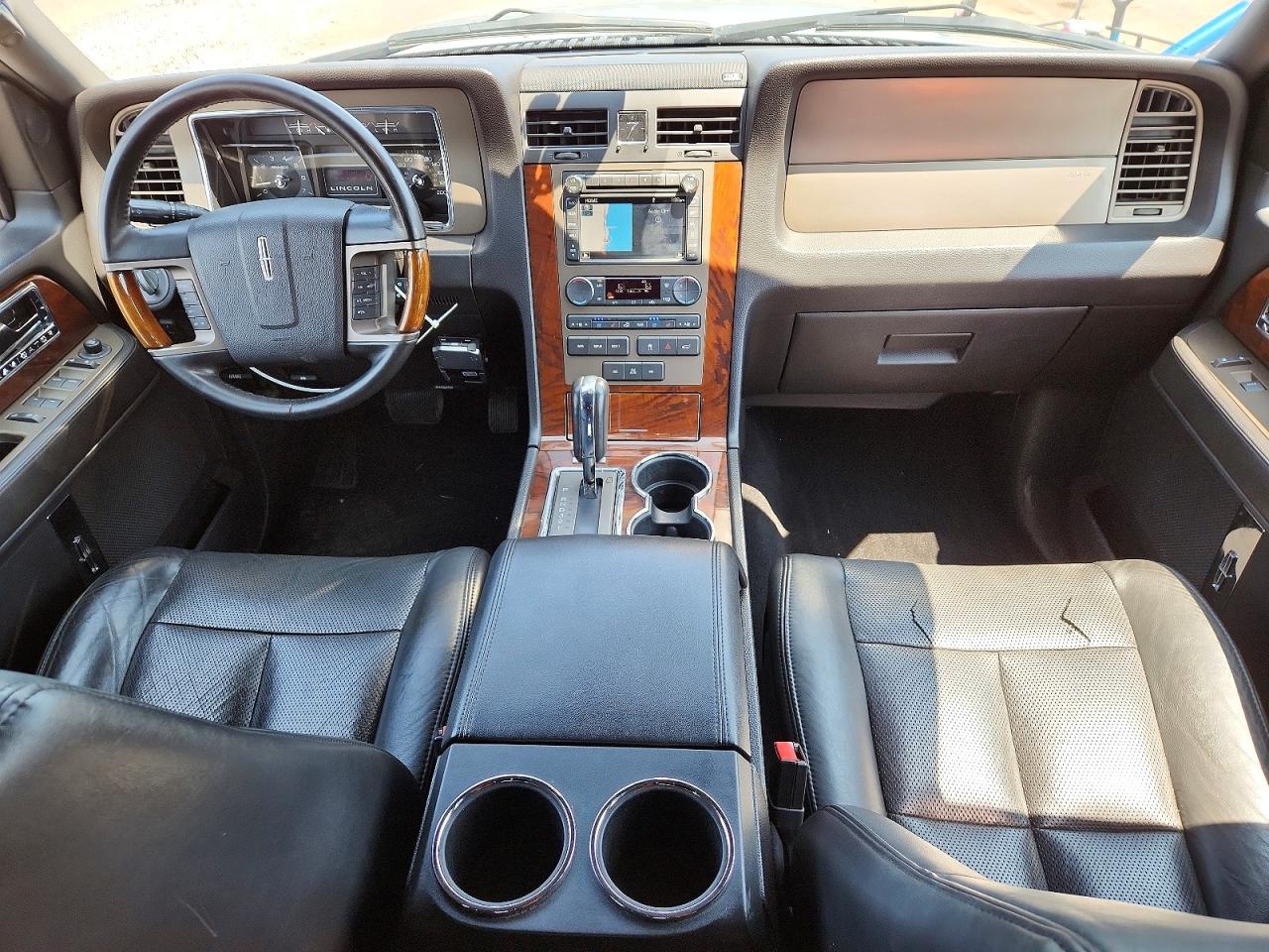 2011 LINCOLN NAVIGATOR