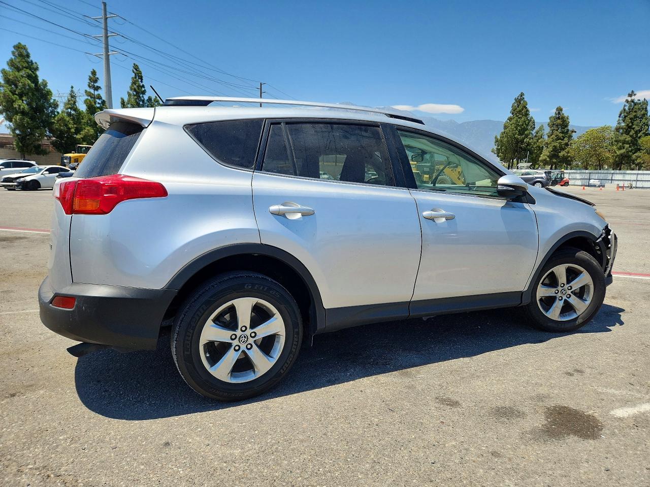 2015 TOYOTA RAV4