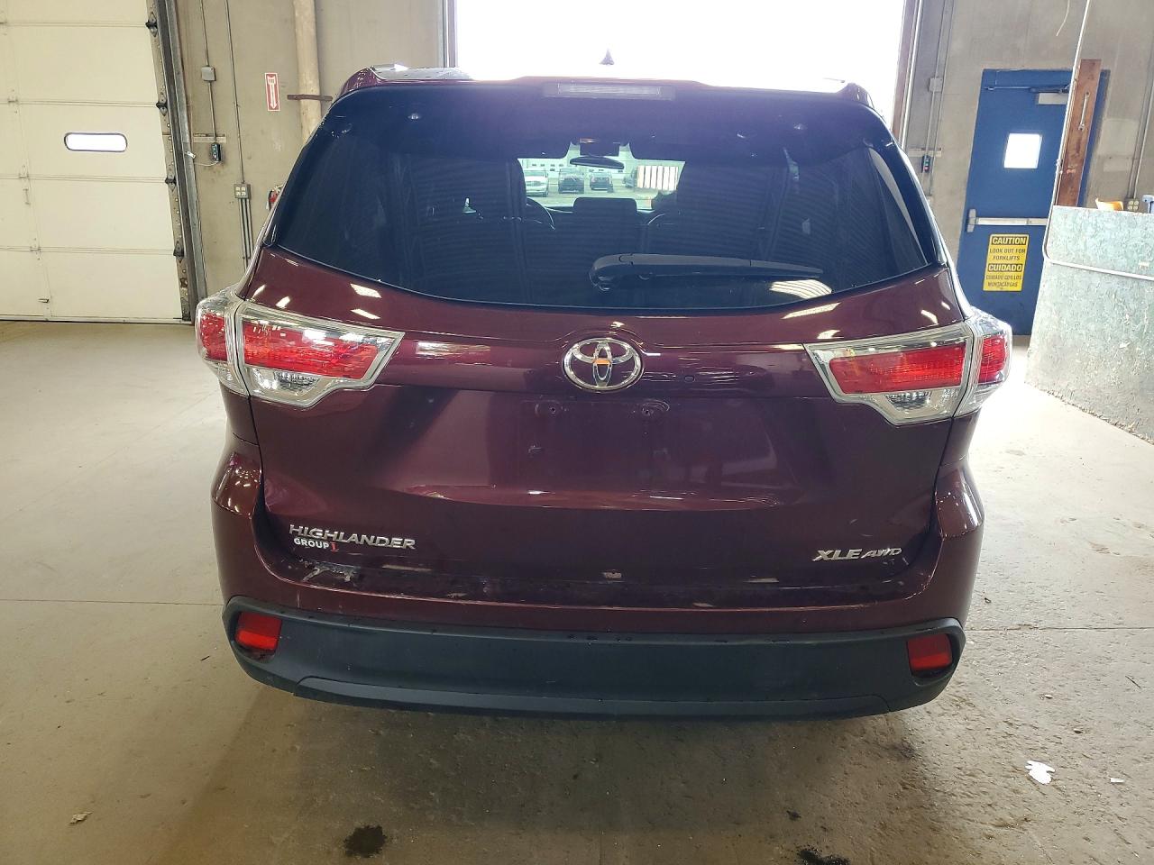 2016 TOYOTA HIGHLANDER