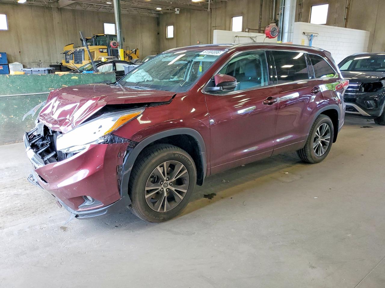 2016 TOYOTA HIGHLANDER