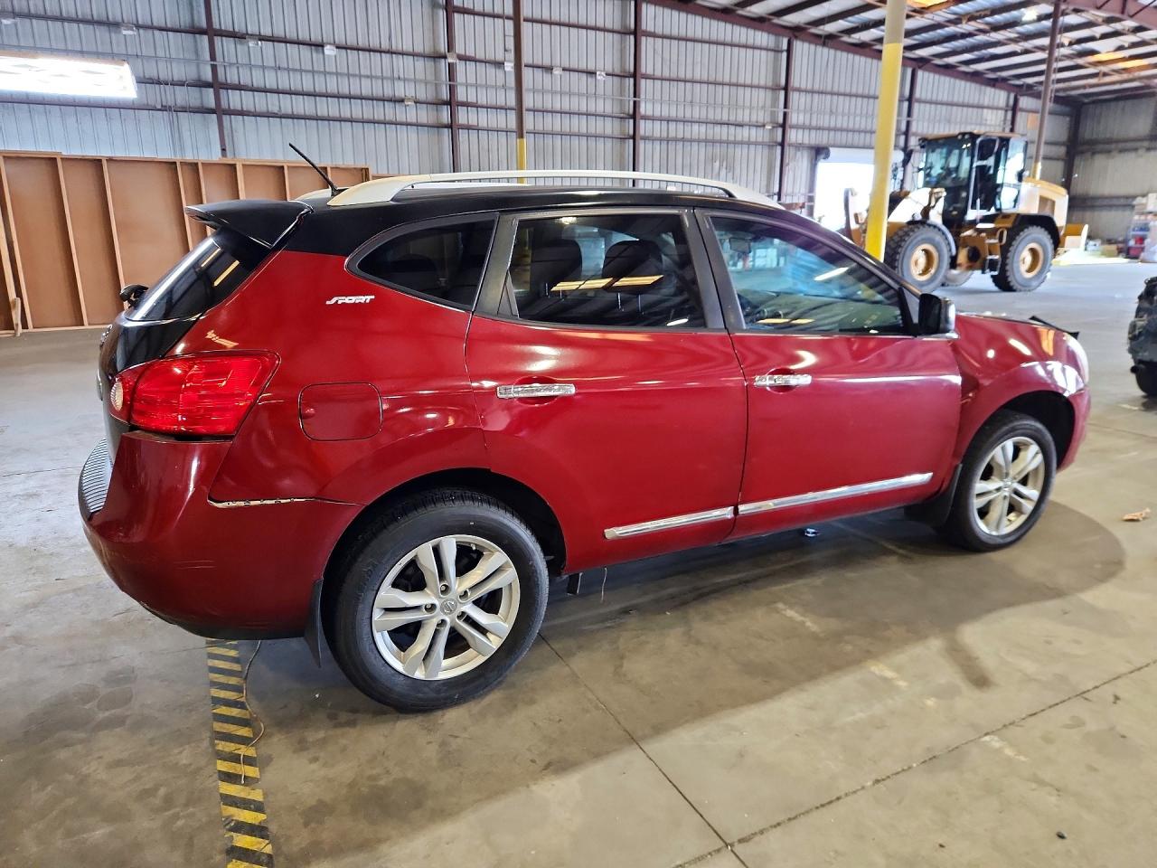 2015 NISSAN ROGUE