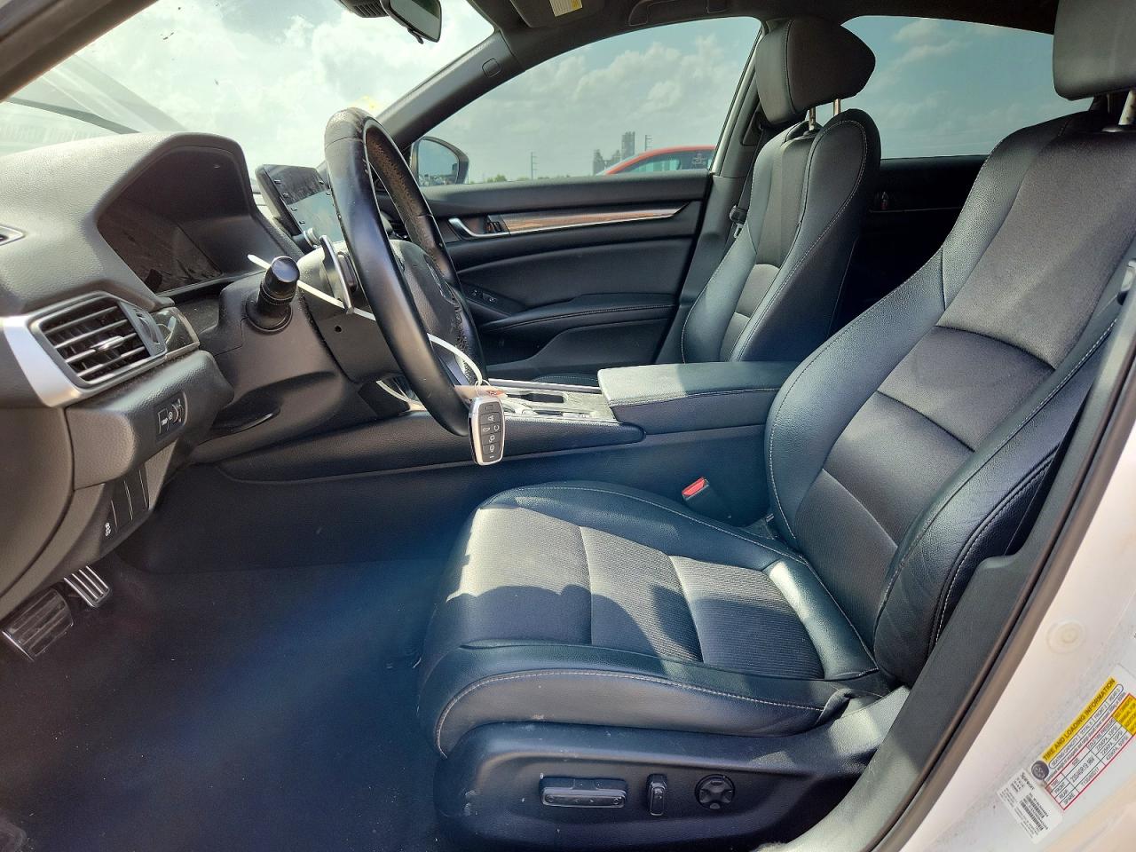 2019 HONDA ACCORD