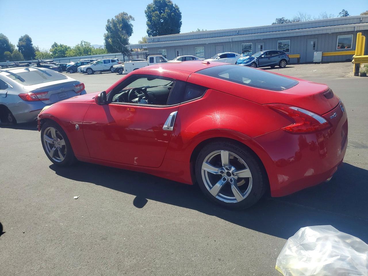 2009 NISSAN 370Z