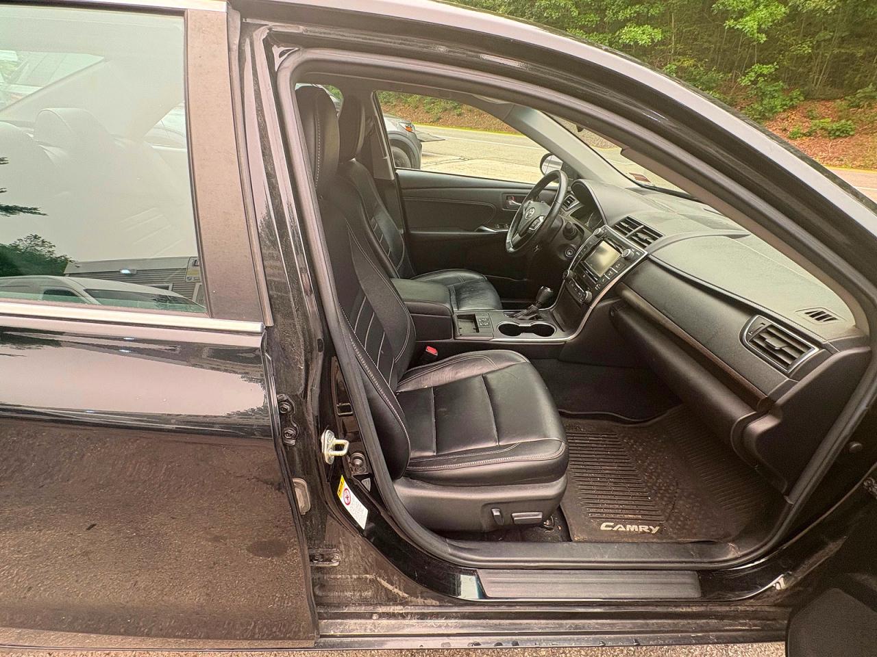 2017 TOYOTA CAMRY