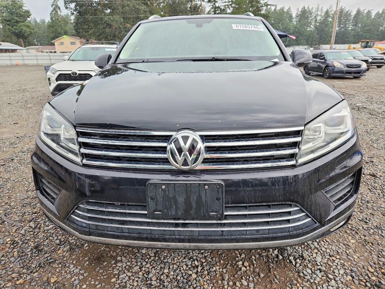 2015 VOLKSWAGEN TOUAREG