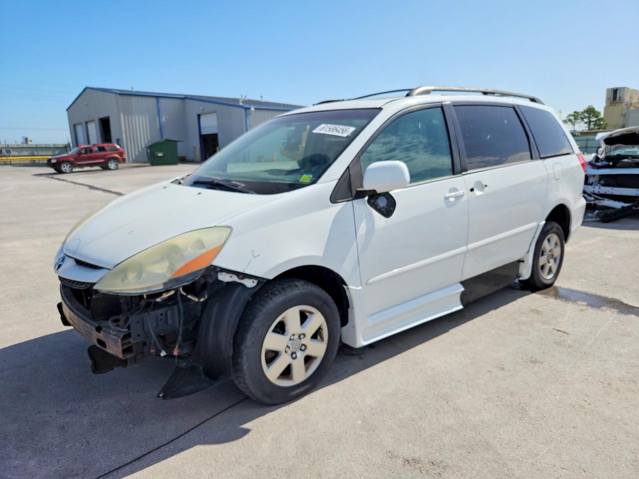 2006 TOYOTA SIENNA