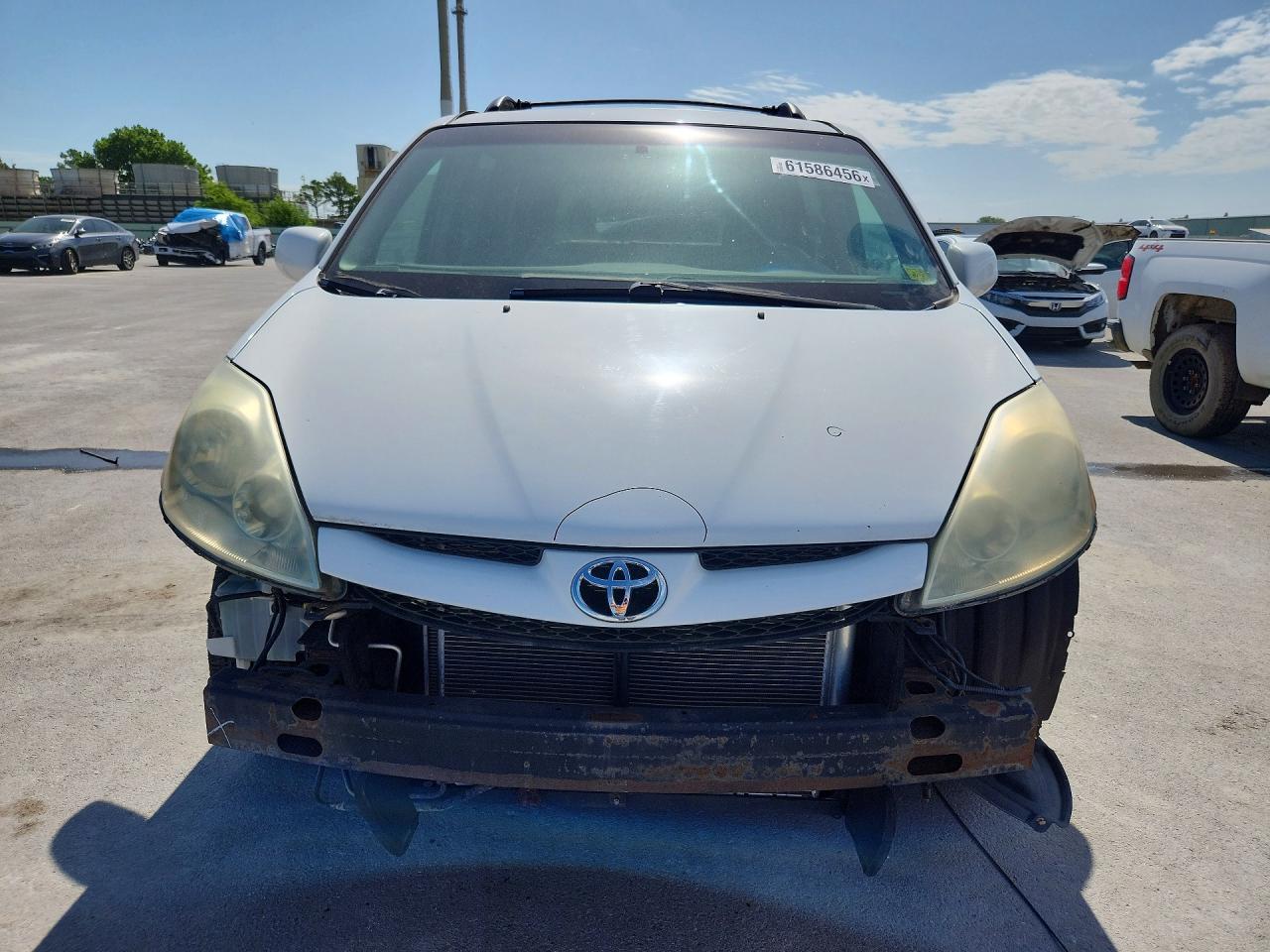 2006 TOYOTA SIENNA