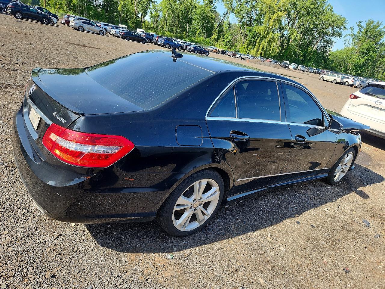 2013 MERCEDES-BENZ E-CLASS