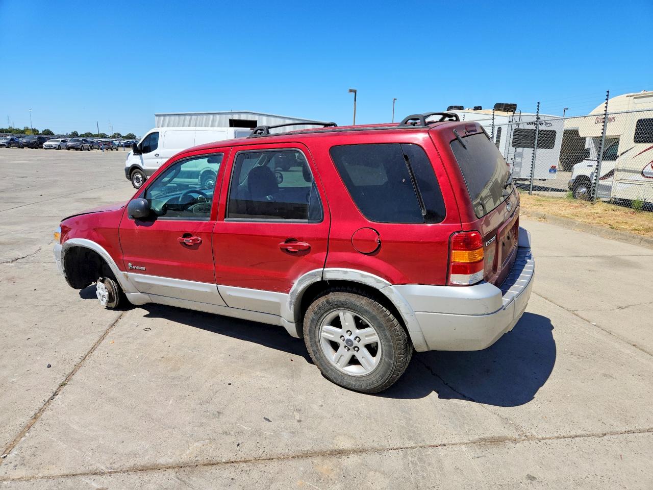 2005 FORD ESCAPE