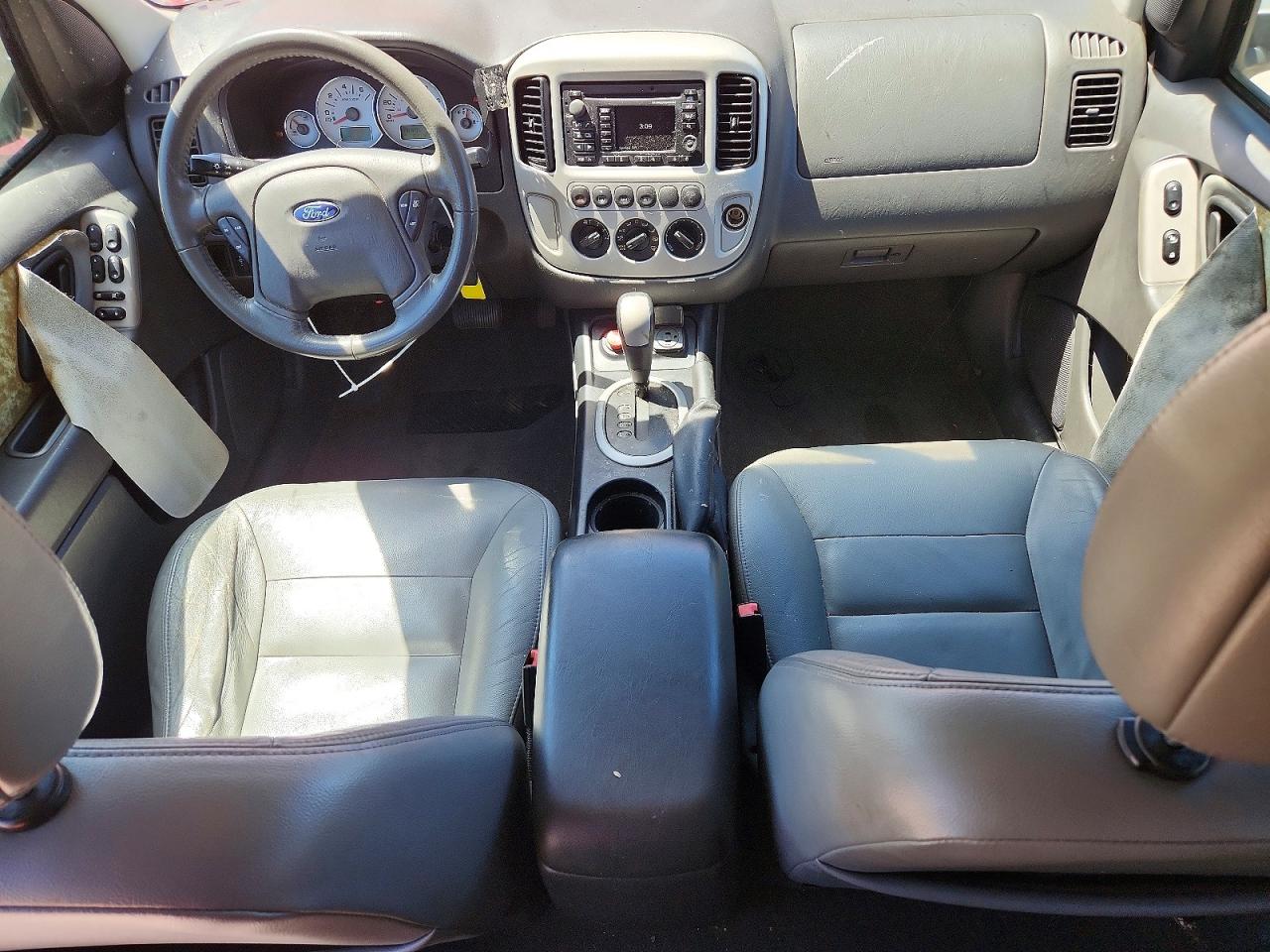 2005 FORD ESCAPE