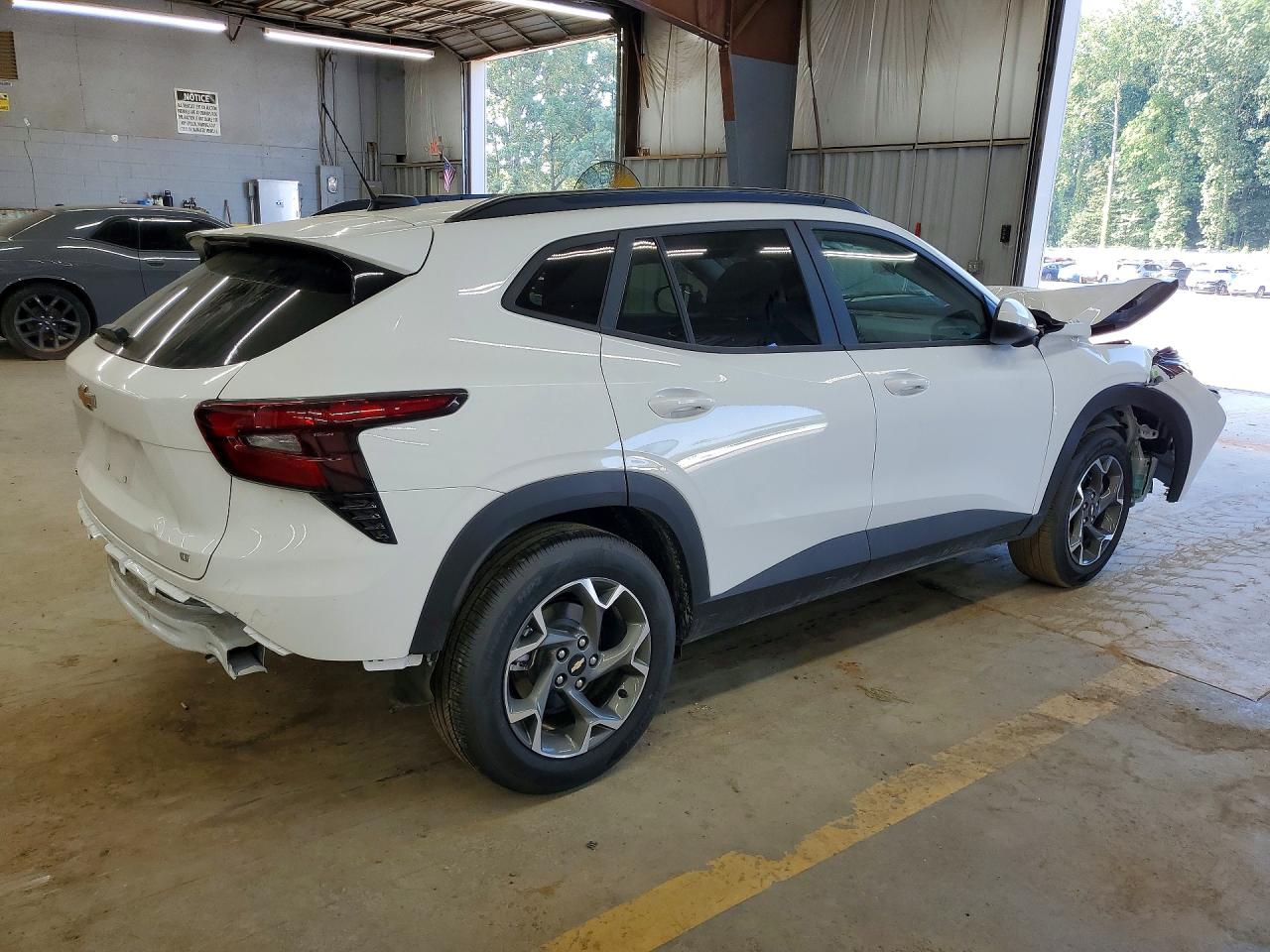 2026 CHEVROLET TRAX