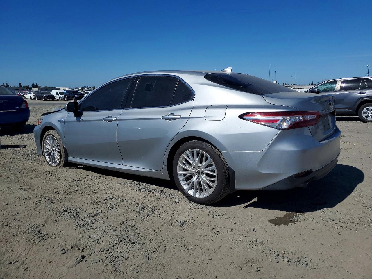 2020 TOYOTA CAMRY