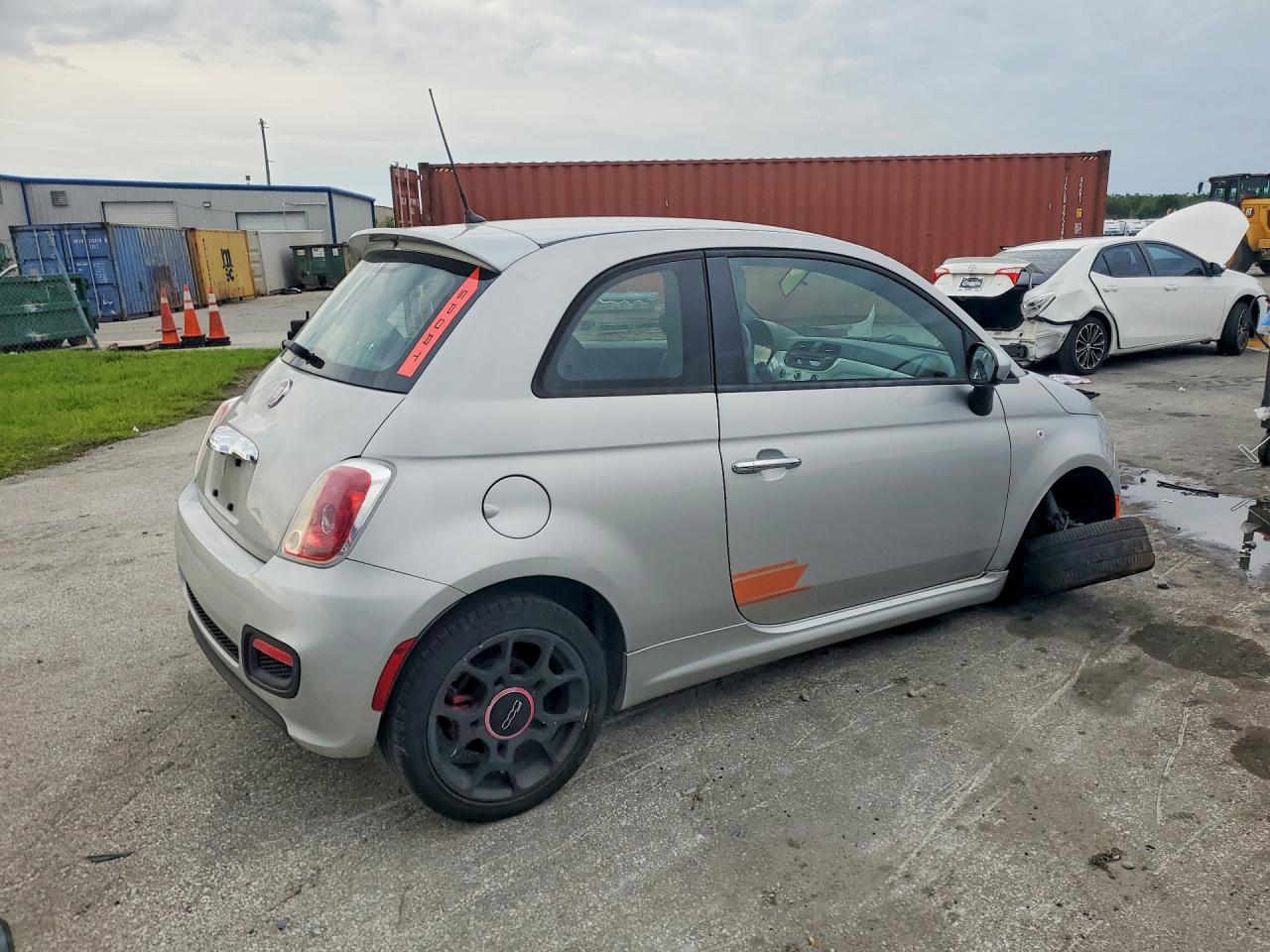 2013 FIAT 500
