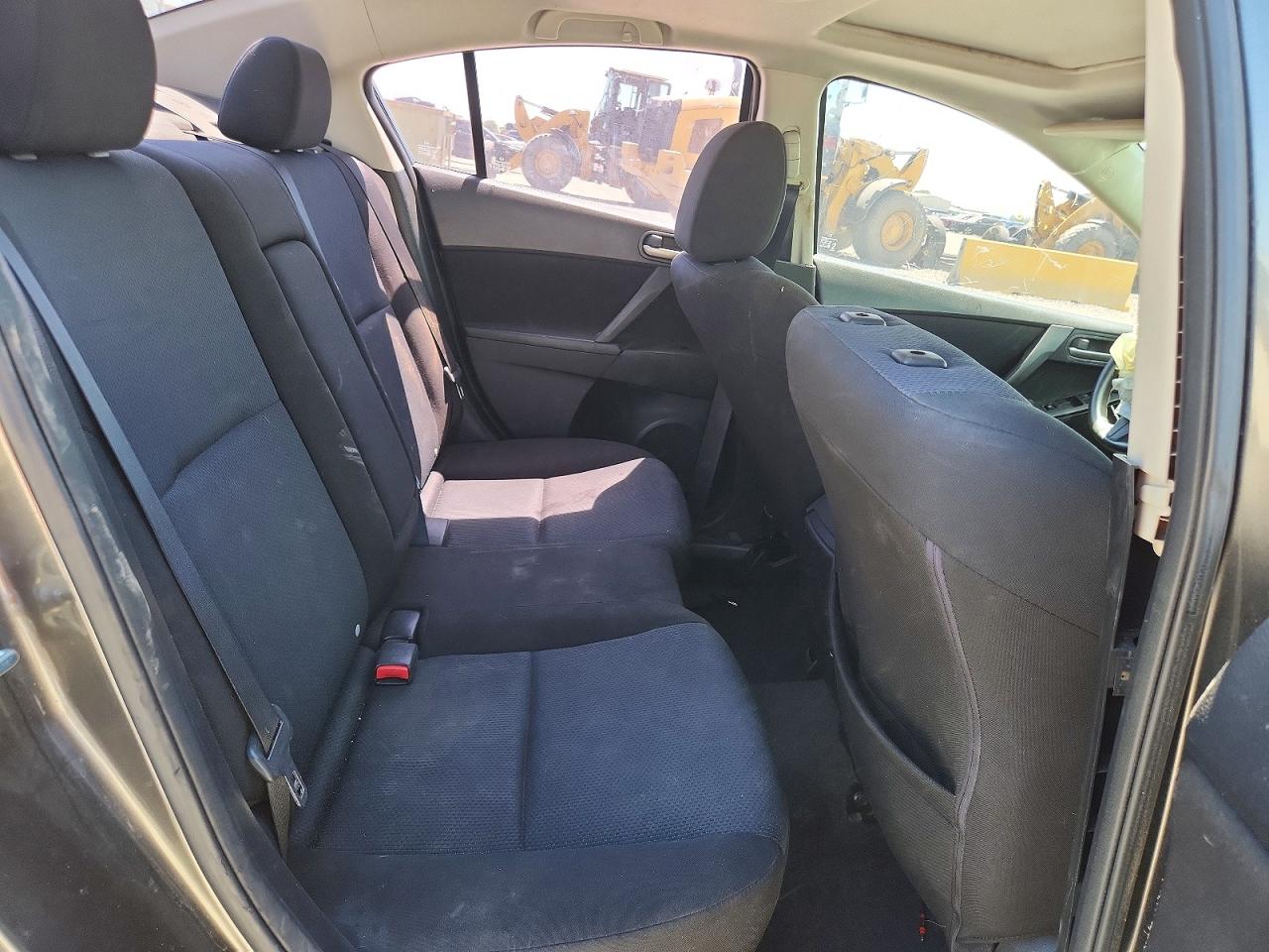 2010 MAZDA 3