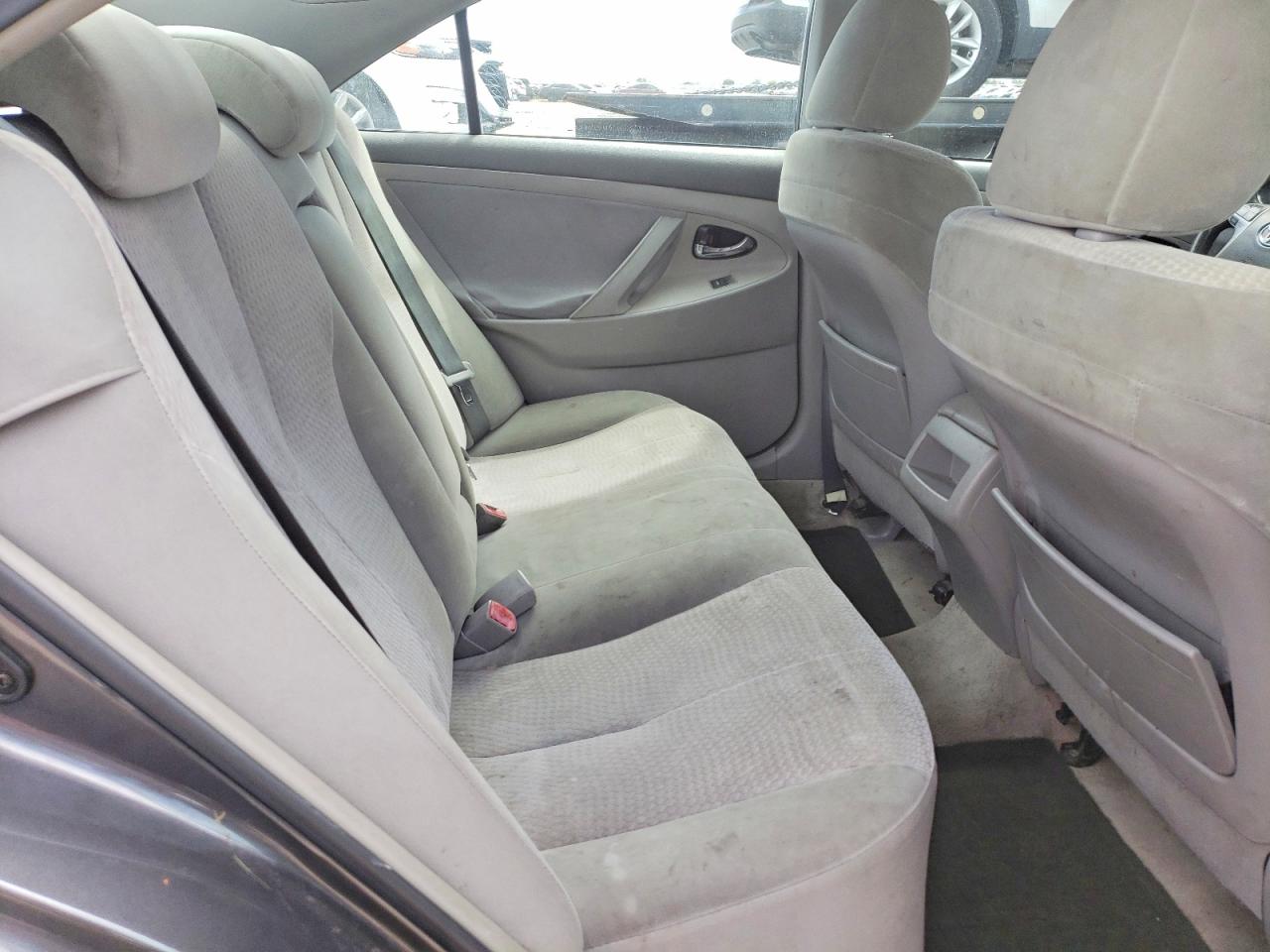 2010 TOYOTA CAMRY