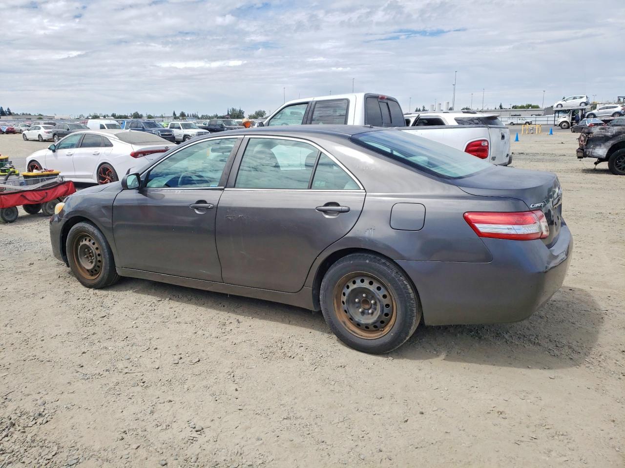 2010 TOYOTA CAMRY