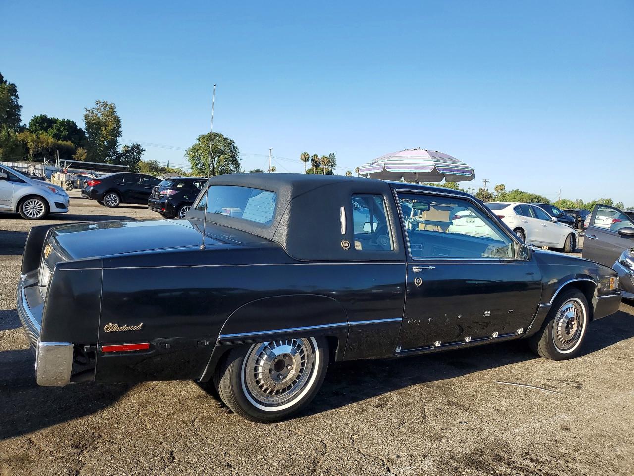 1990 CADILLAC FLEETWOOD