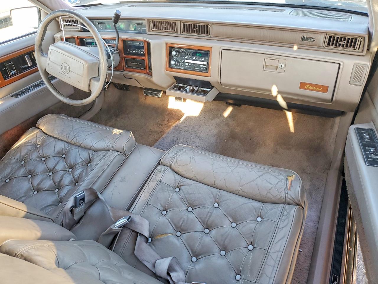 1990 CADILLAC FLEETWOOD