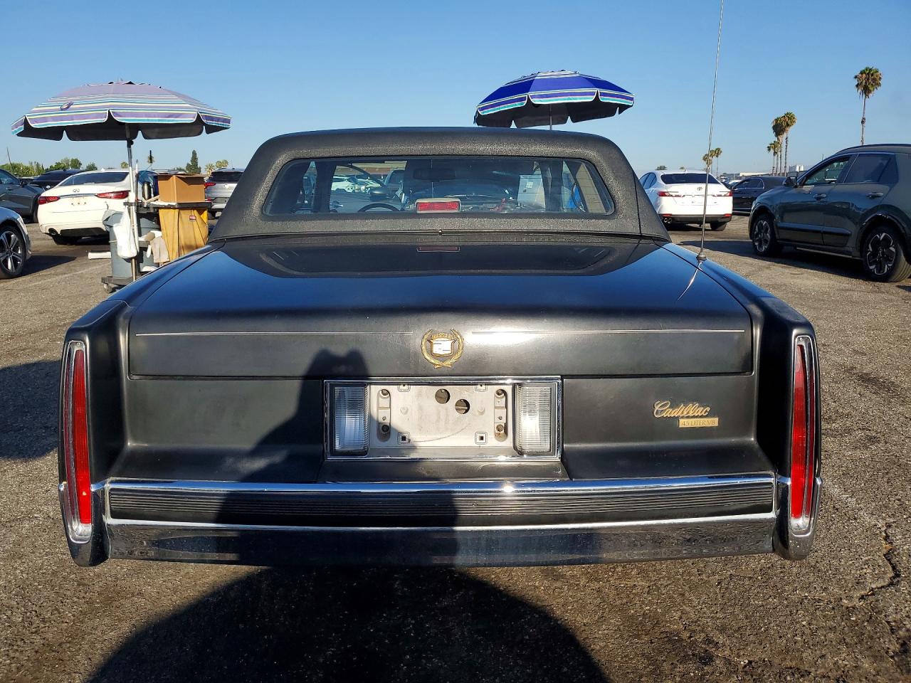 1990 CADILLAC FLEETWOOD