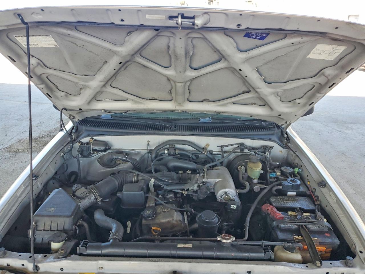 2000 TOYOTA TACOMA