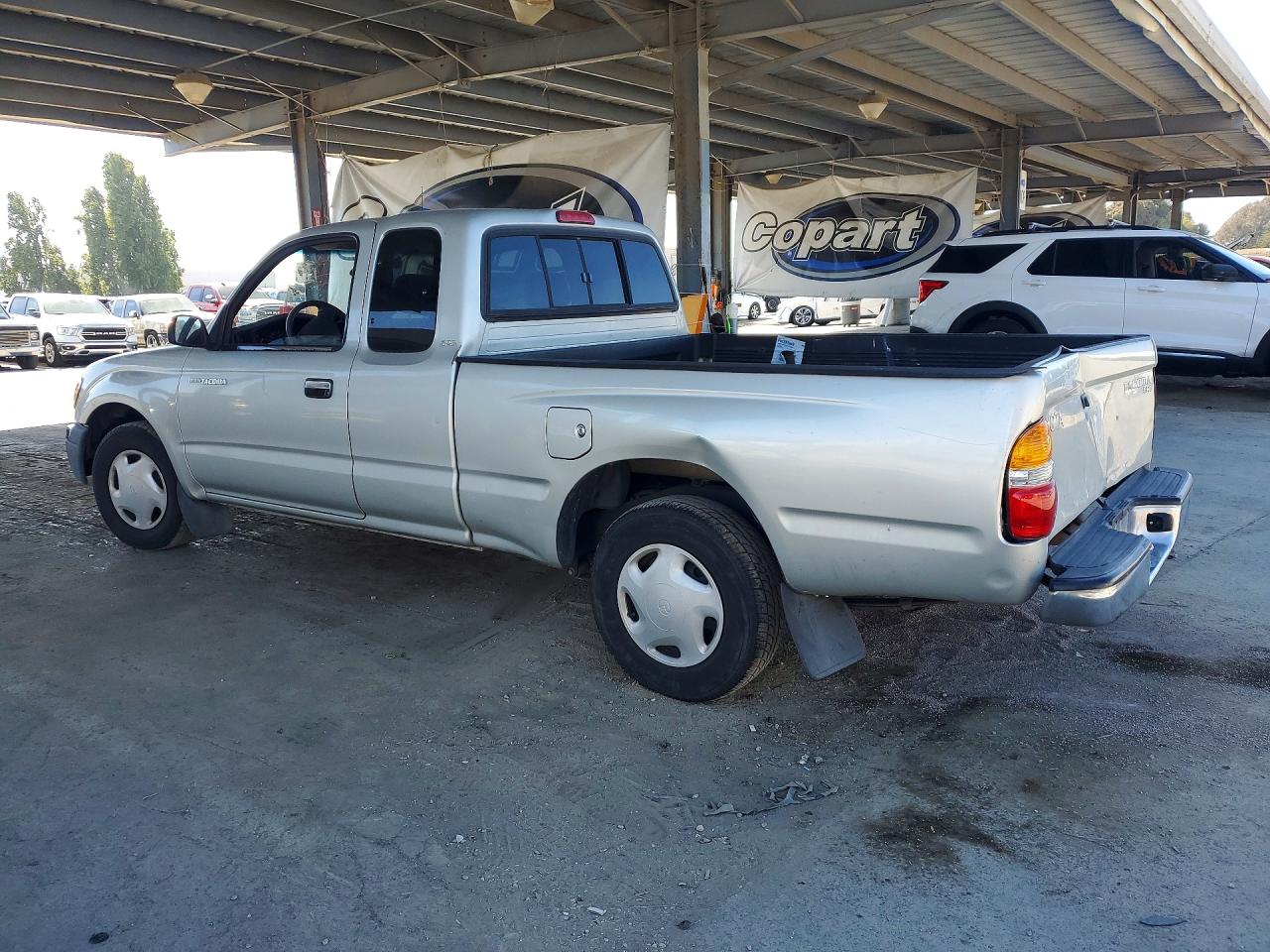 2000 TOYOTA TACOMA