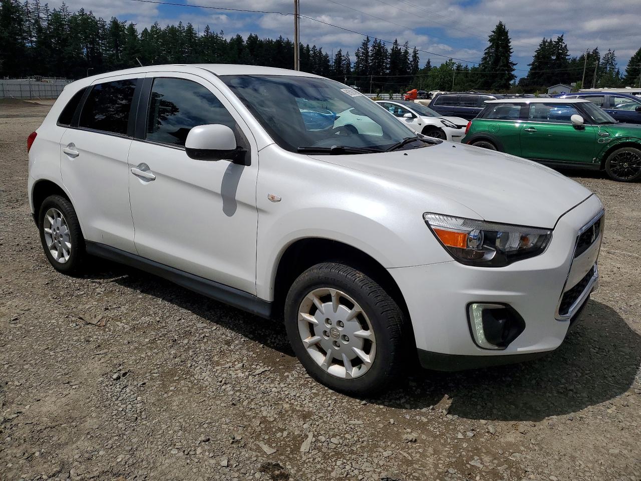 2015 MITSUBISHI OUTLANDER