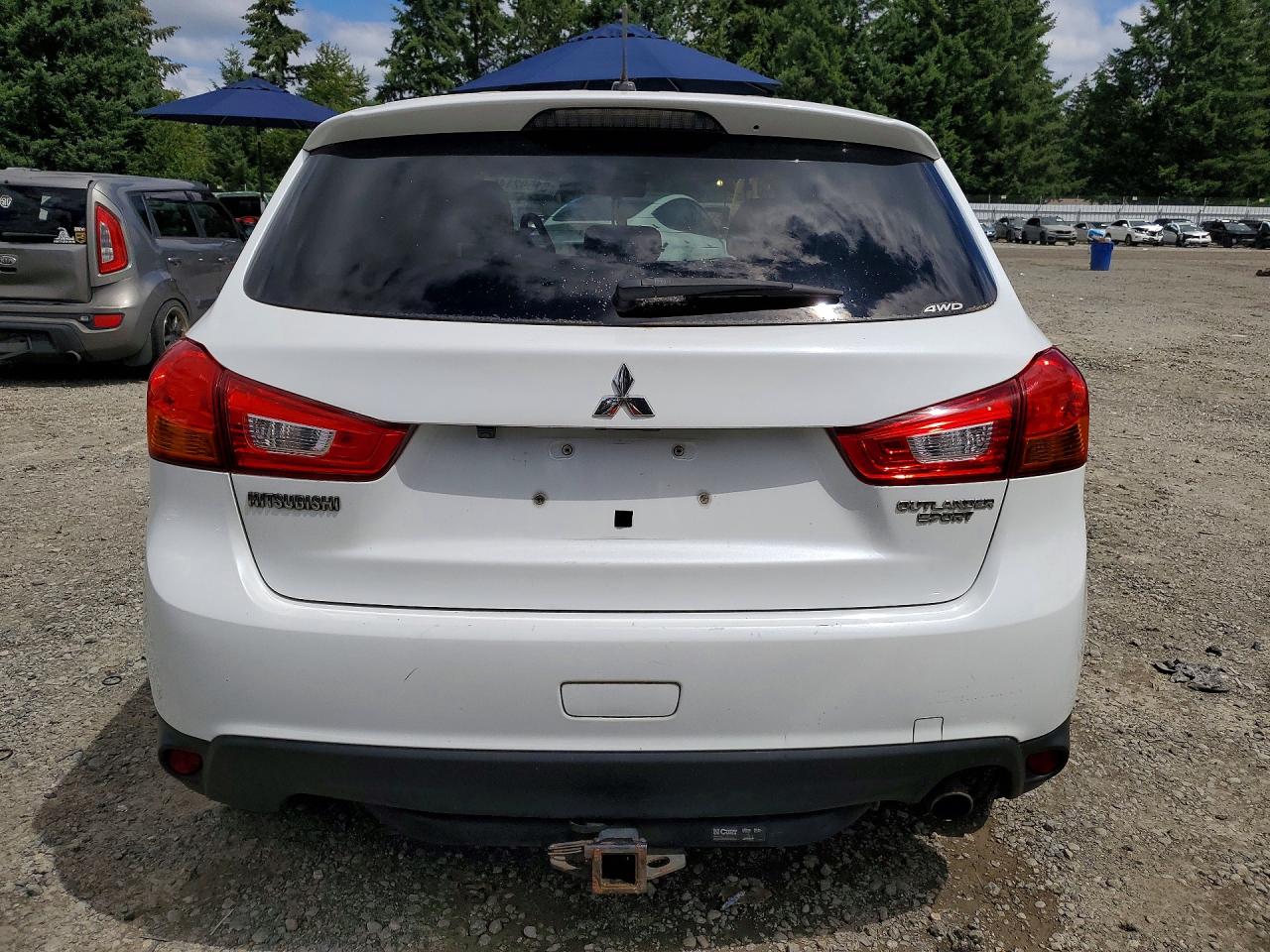 2015 MITSUBISHI OUTLANDER