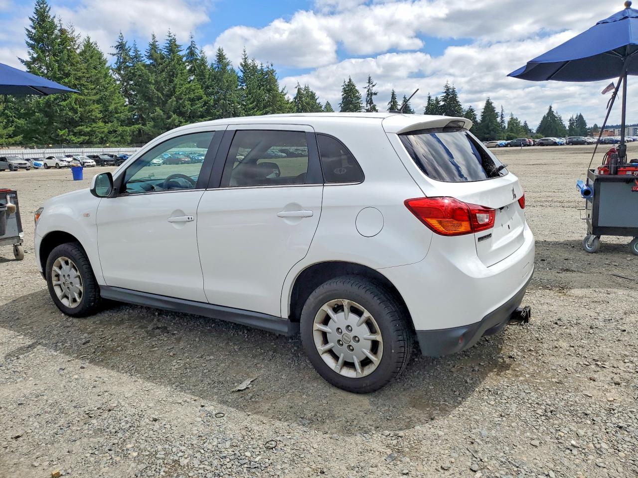 2015 MITSUBISHI OUTLANDER