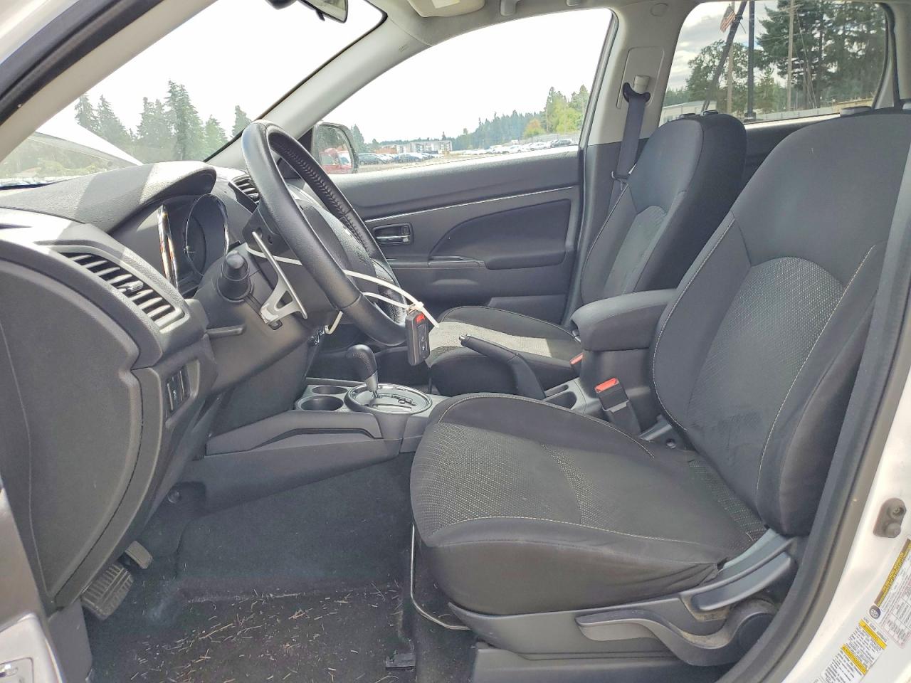 2015 MITSUBISHI OUTLANDER