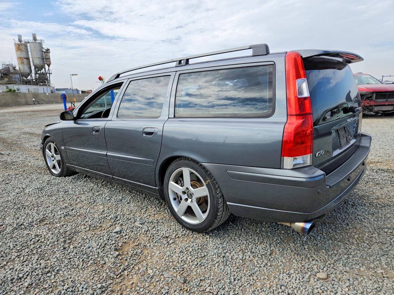 2006 VOLVO V70
