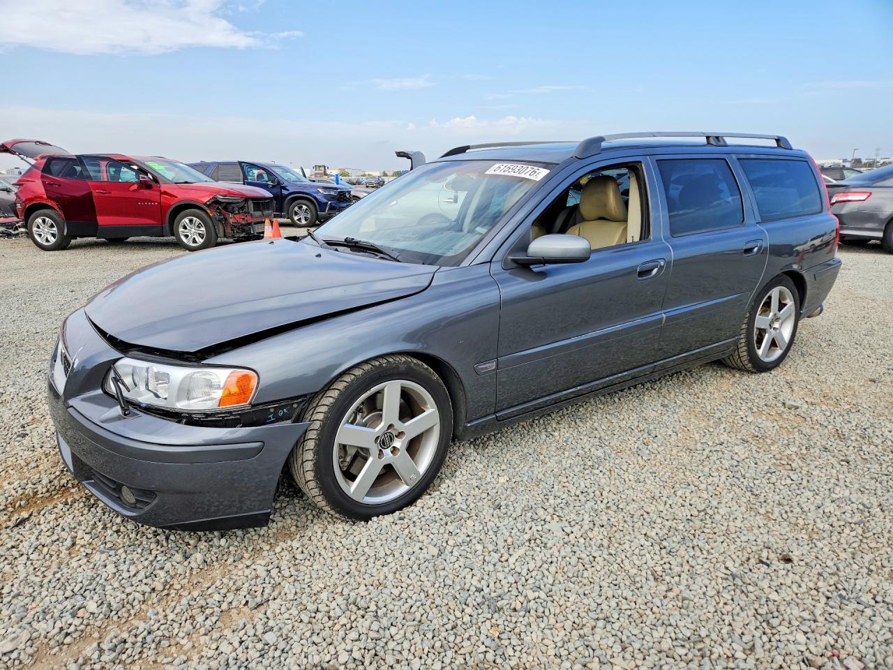 2006 VOLVO V70