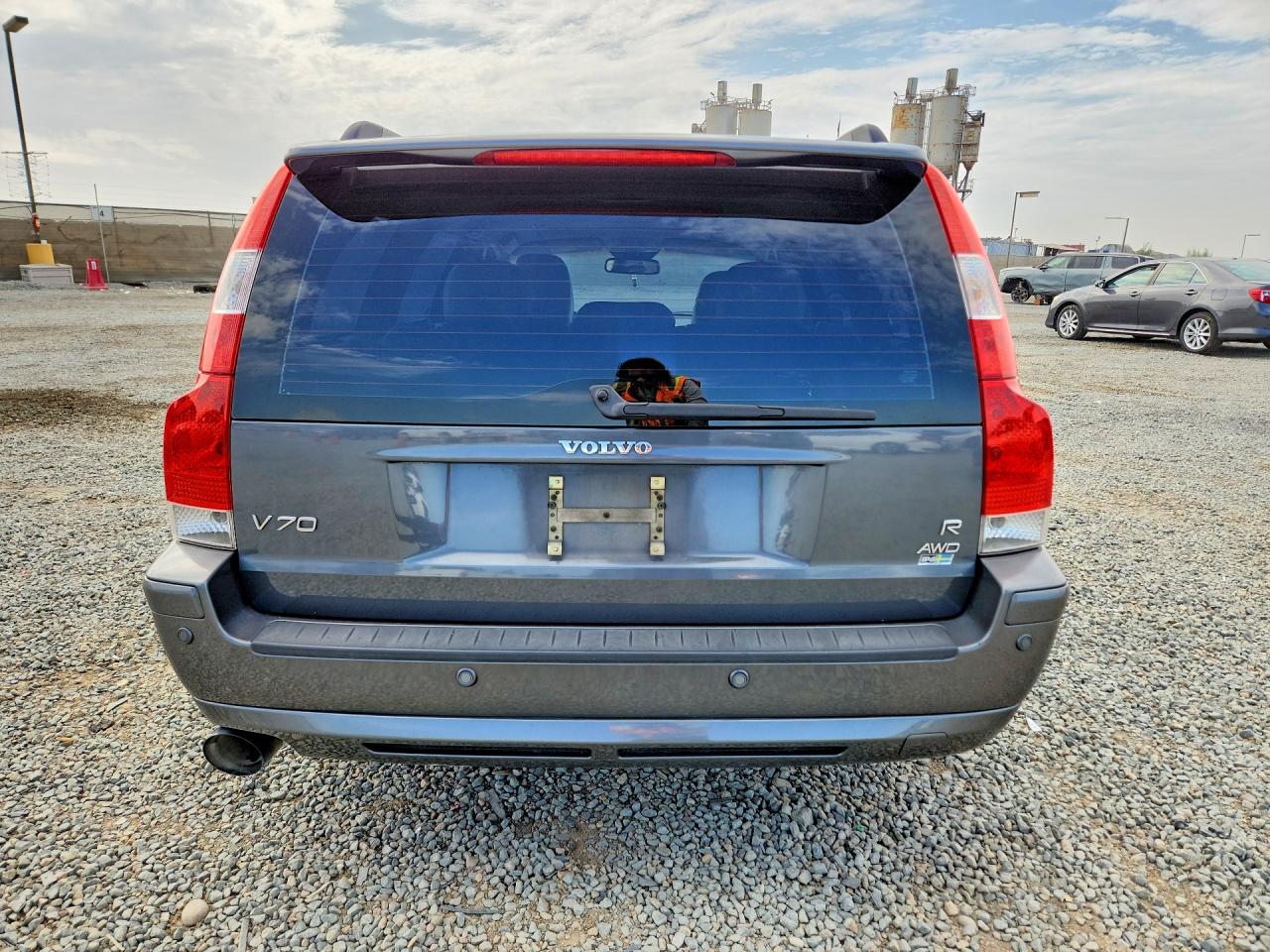 2006 VOLVO V70