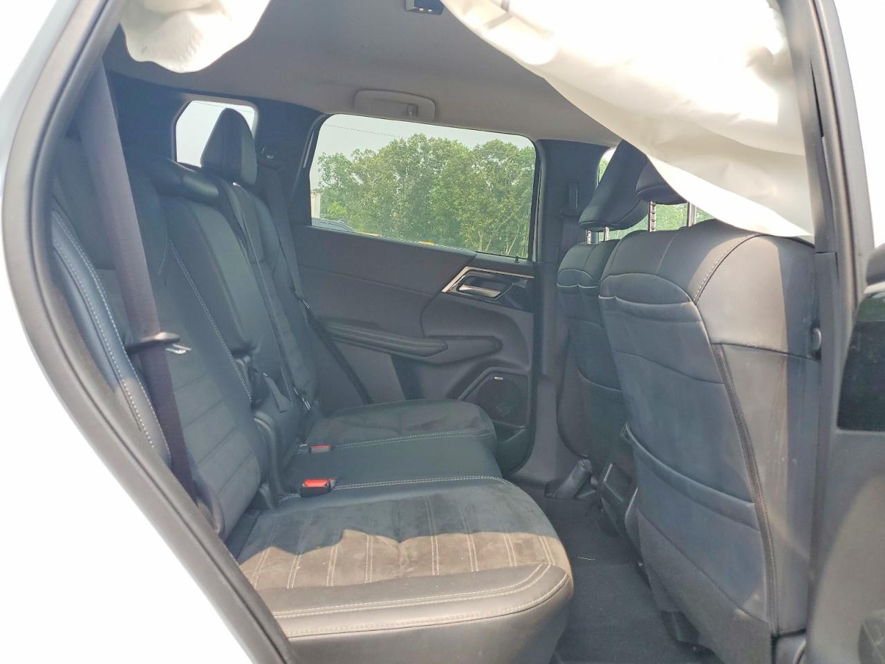 2025 MITSUBISHI OUTLANDER