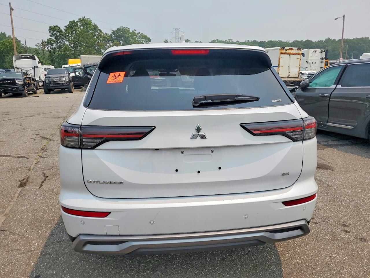 2025 MITSUBISHI OUTLANDER